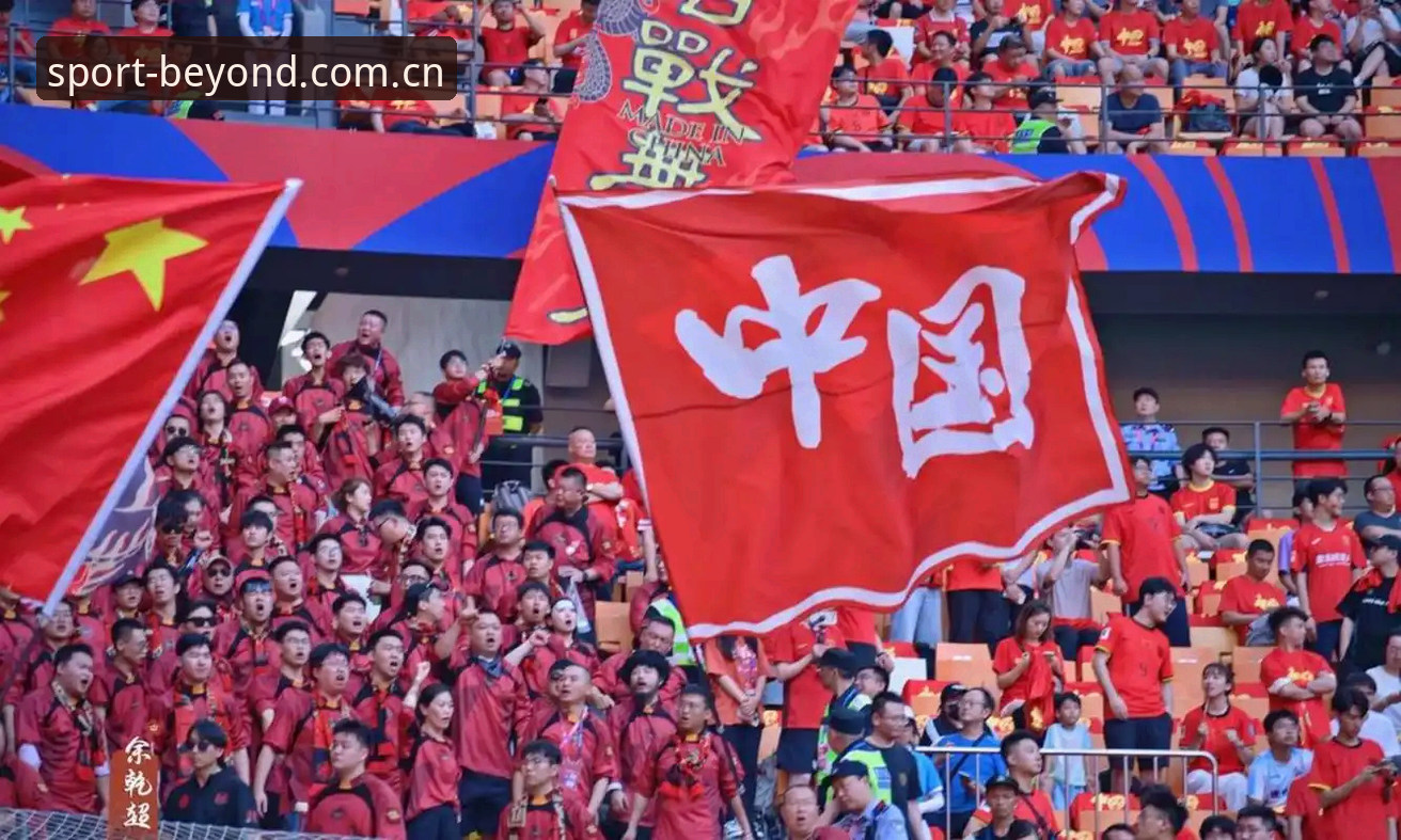 B体育官网最新动态 世界杯扩军66队vs现有48队:中国男足能否搭上这趟全球化快车?一个B体育用户的深度评测